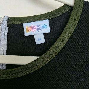 LuLaRoe Dresses - EUC M LuLaRoe Amelia LuLaRoe Dresses - EUC M LuLaRoe Amelia